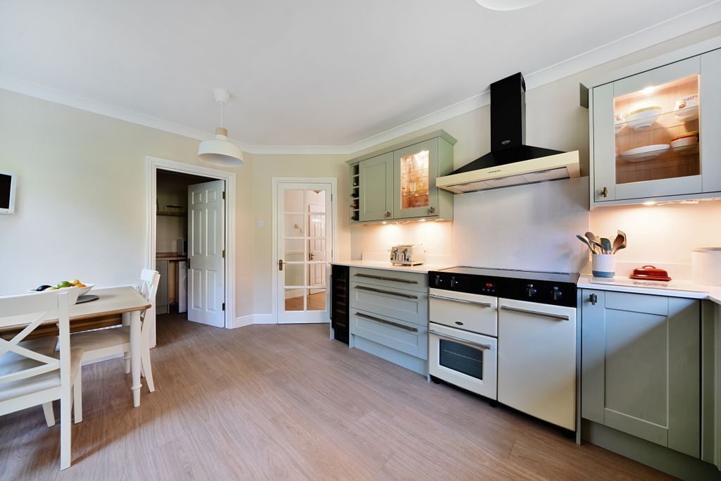 Property photo 3 of 21 126788612