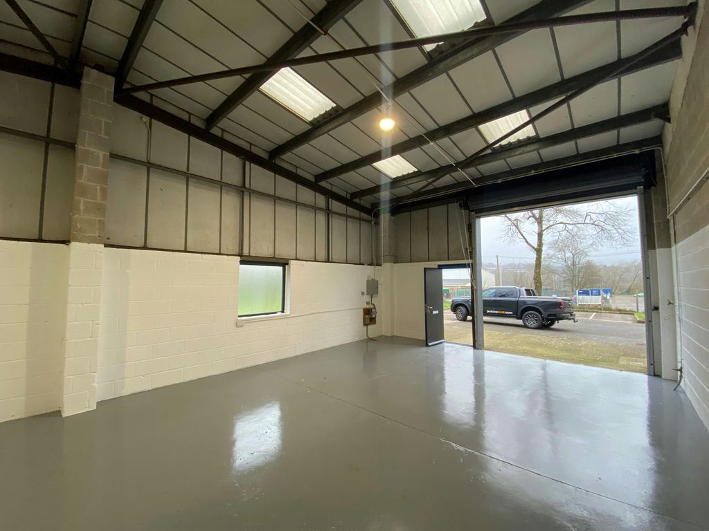 Property photo 3 of 9 5 Albion 4.Jpg