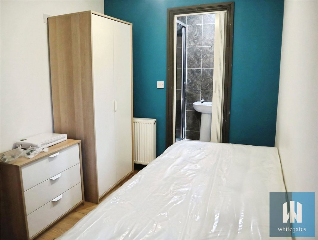 Property photo 3 of 6 Picture No. 15