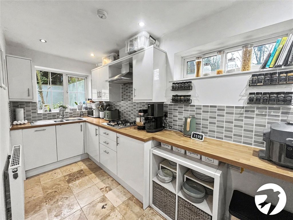 Property photo 3 of 13 Picture No. 10