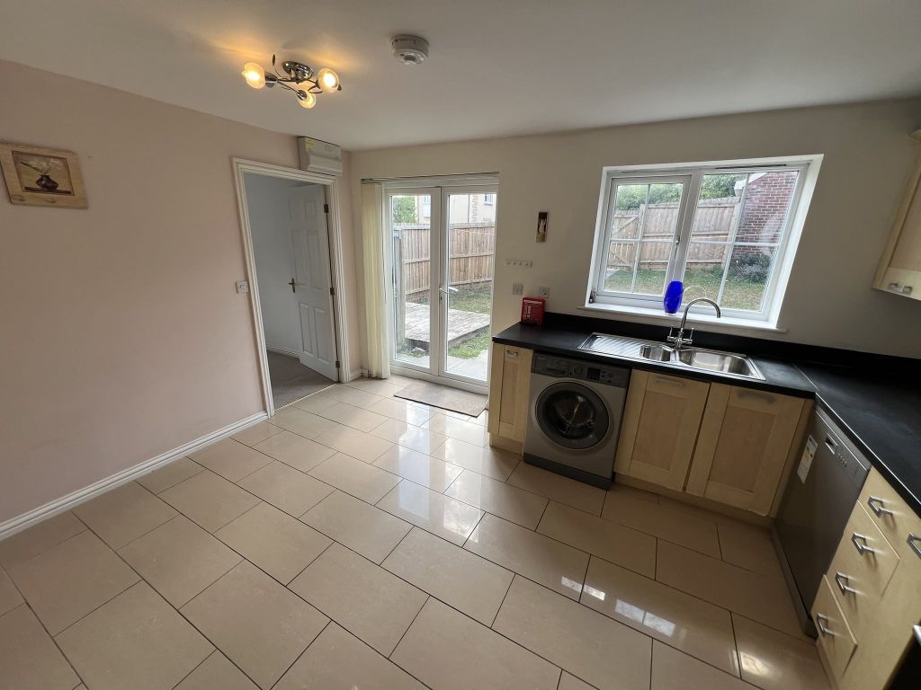 Property photo 2 of 16 Img_4103