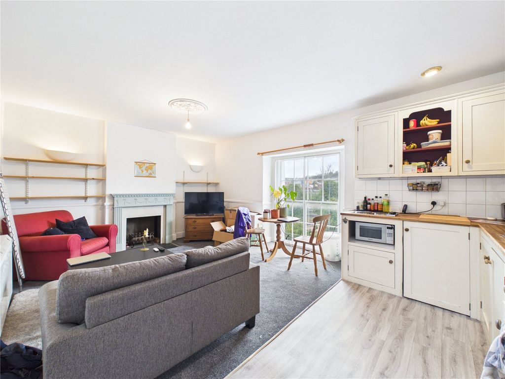 Property photo 3 of 11 Picture No. 05