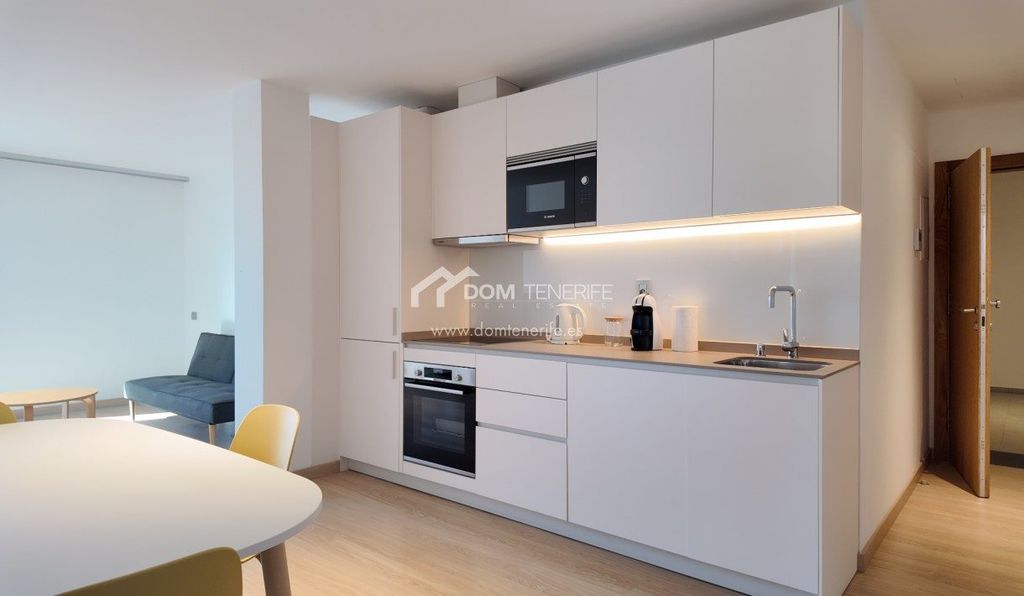 Property photo 1 of 10 Apartment With Heated Rooftop Pool In Adeje Old Town