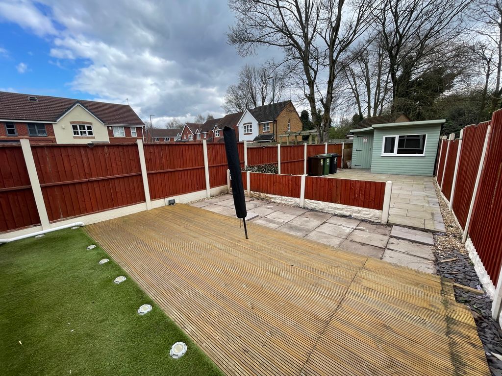 Property photo 2 of 13 Garden