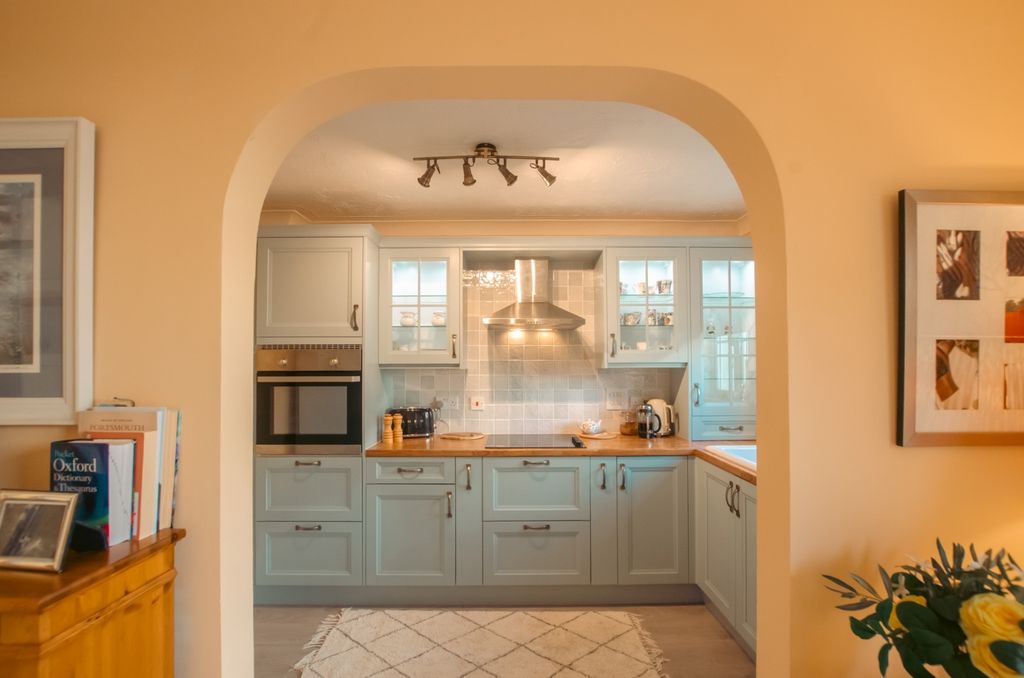 Property photo 2 of 14 18 Grass Valley Park Tps Bodmin 01208 74182-09