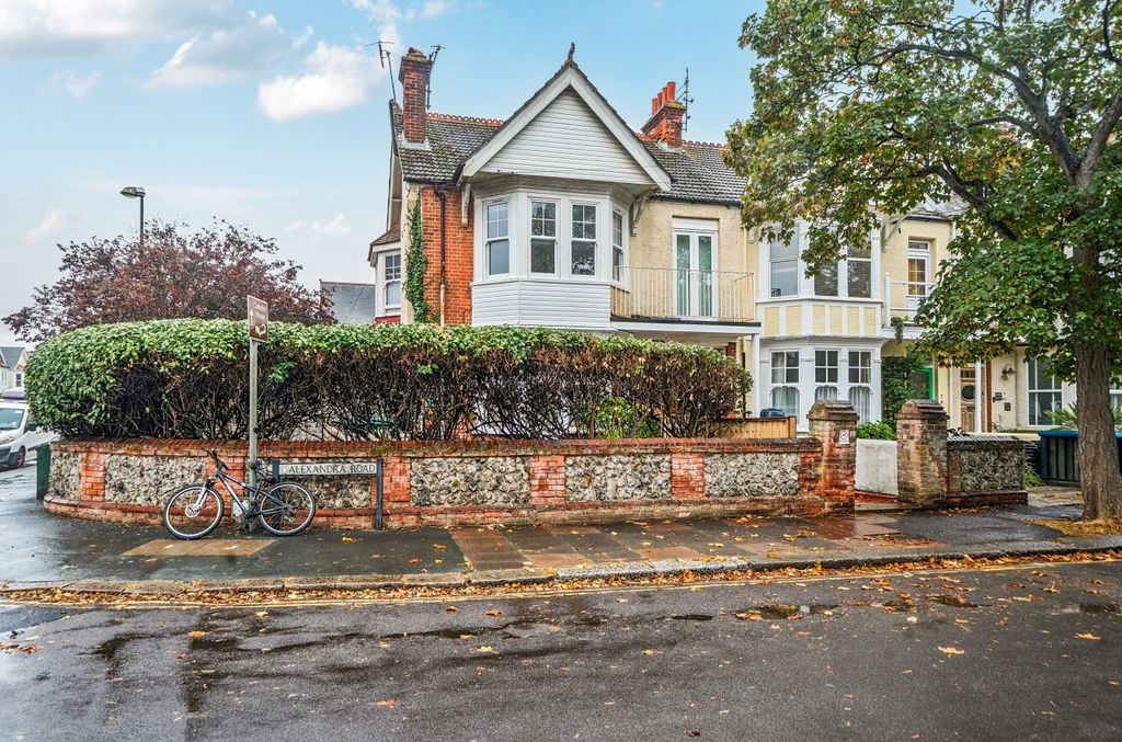 Property photo 1 of 8 1531020-2-1A13024...