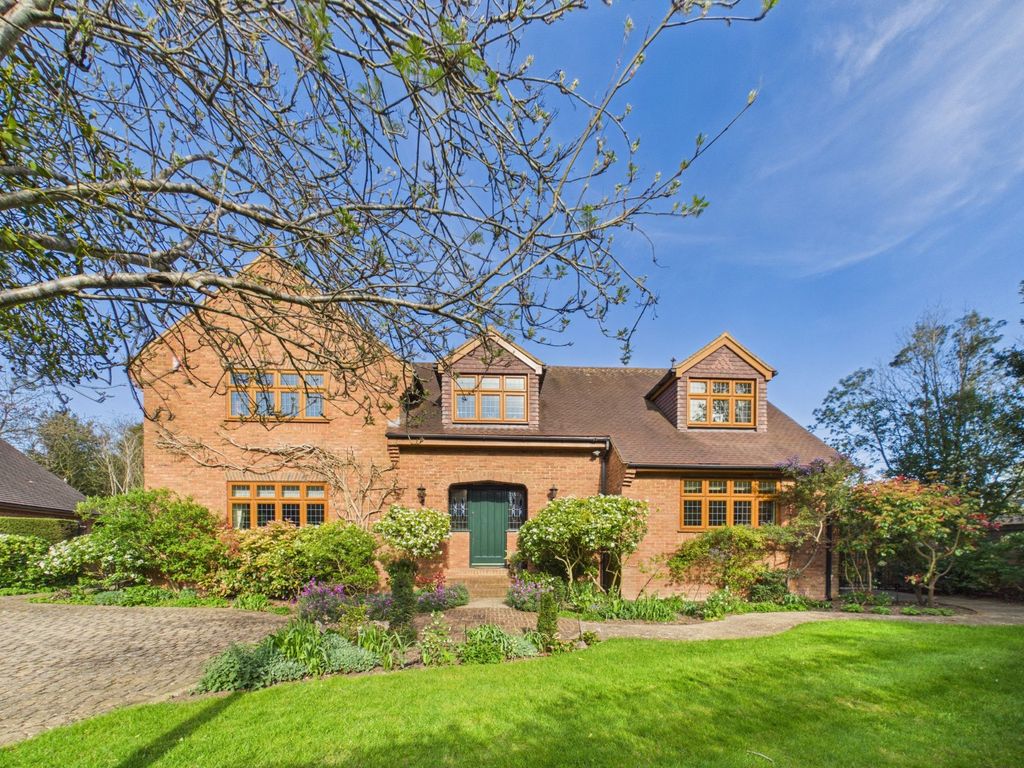 Property photo 1 of 30 Picture No. 34