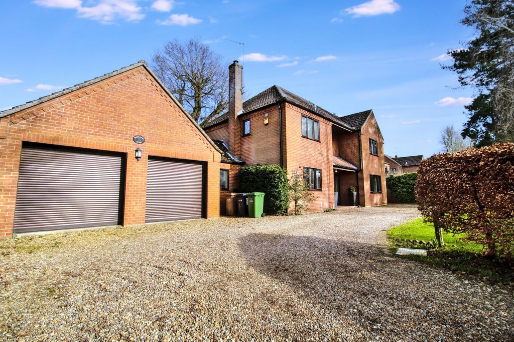 Property photo 3 of 30 39666311