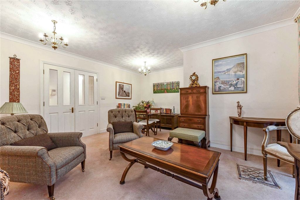 Property photo 3 of 15 Sitting/Dining Room