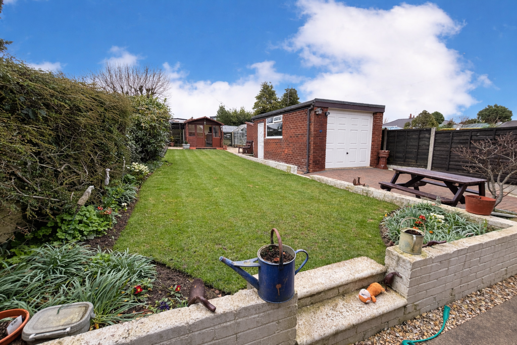 Property photo 2 of 23