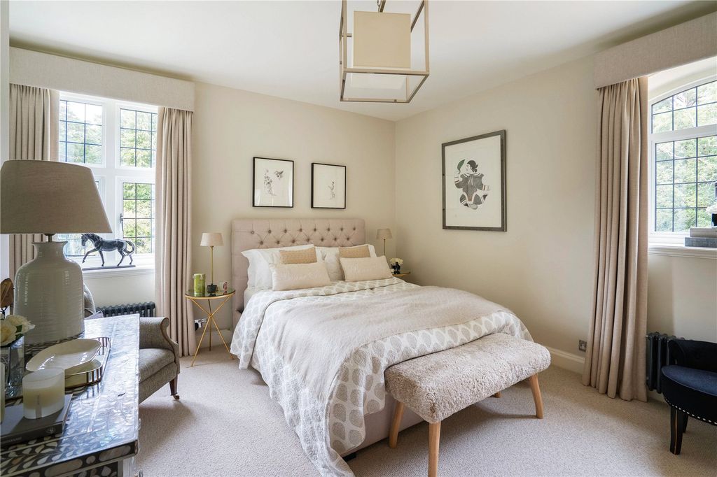 Additional image 22 of 6 bed detached house for saleDurford Wood, Petersfield, Hampshire GU31
