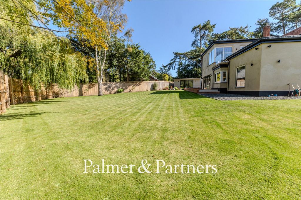 Property photo 2 of 47 Picture No. 10