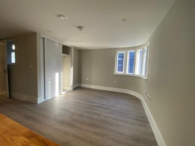 Property photo 3 of 4 Living Area 2.Jpg