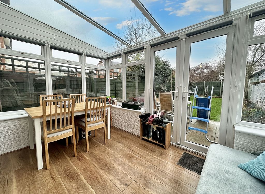 Property photo 3 of 12 Conservatory