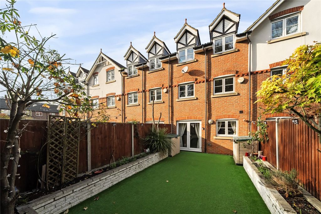 Property photo 1 of 20 Picture No. 10