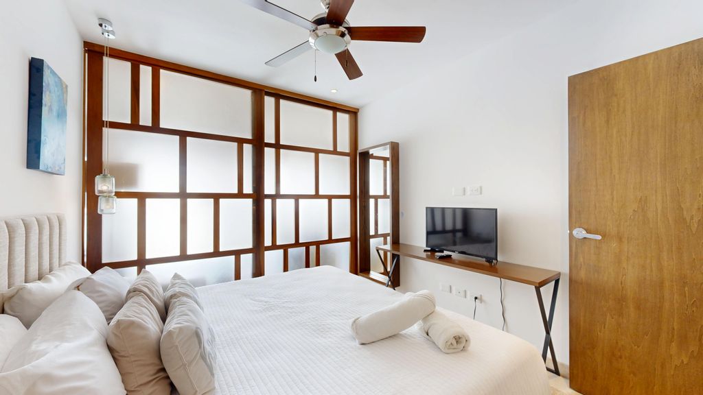 Property photo 3 of 55