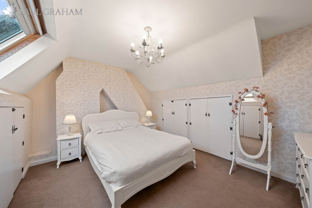 Property photo 3 of 14 Dsc01998