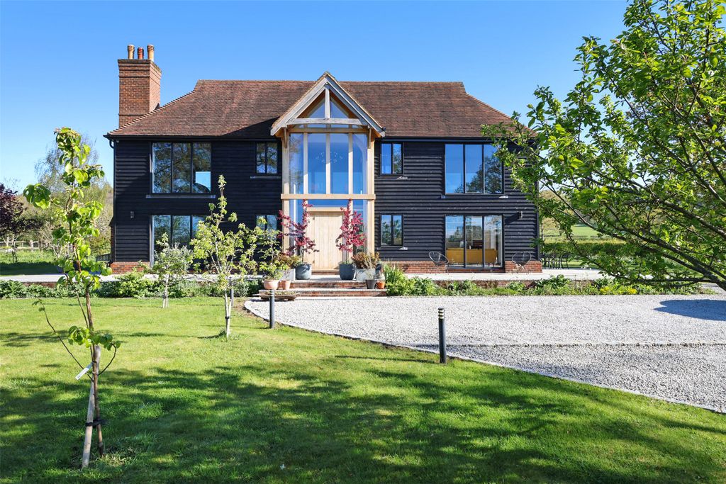 Property photo 2 of 43 Picture No. 44