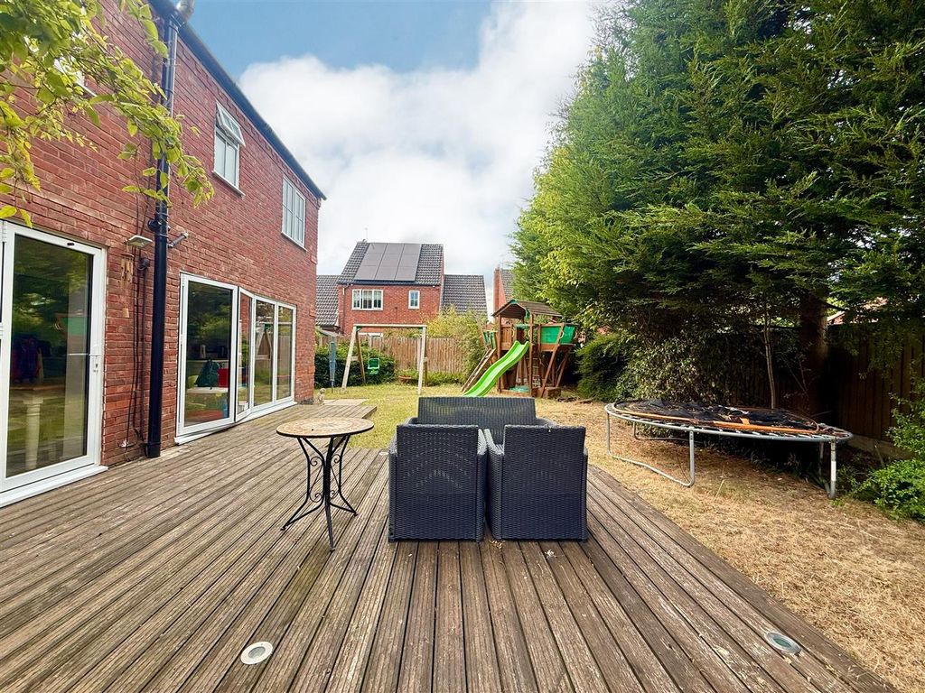 Additional image 28 of 4 bed detached house for saleLilleshall Way, Loughborough LE11