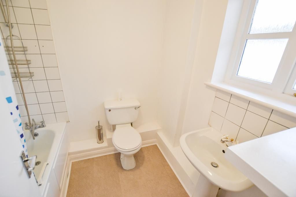 Property photo 3 of 8 Photo 3