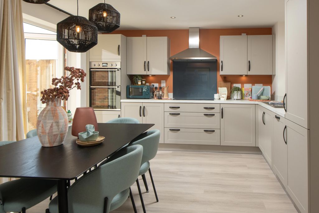 Property photo 2 of 10 Ingleby Kitchen Diner - Castle Reach