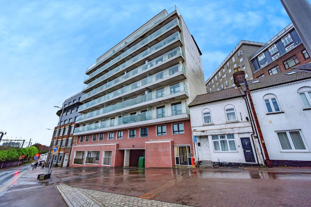 Property photo 1 of 9 Pbox-Img.Jpg