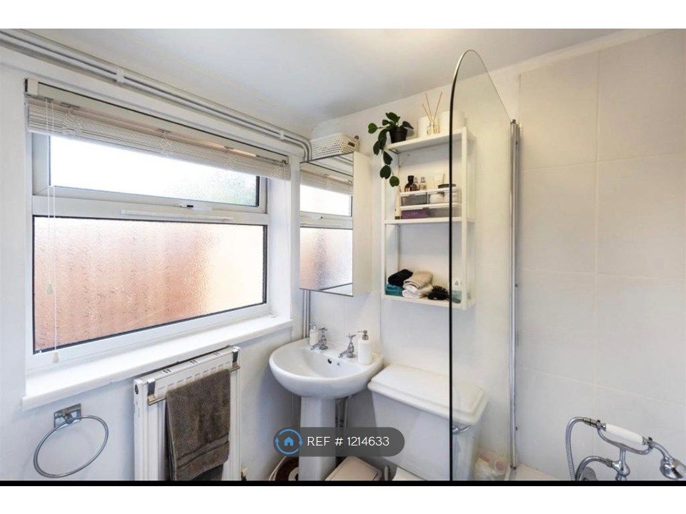 Property photo 3 of 3