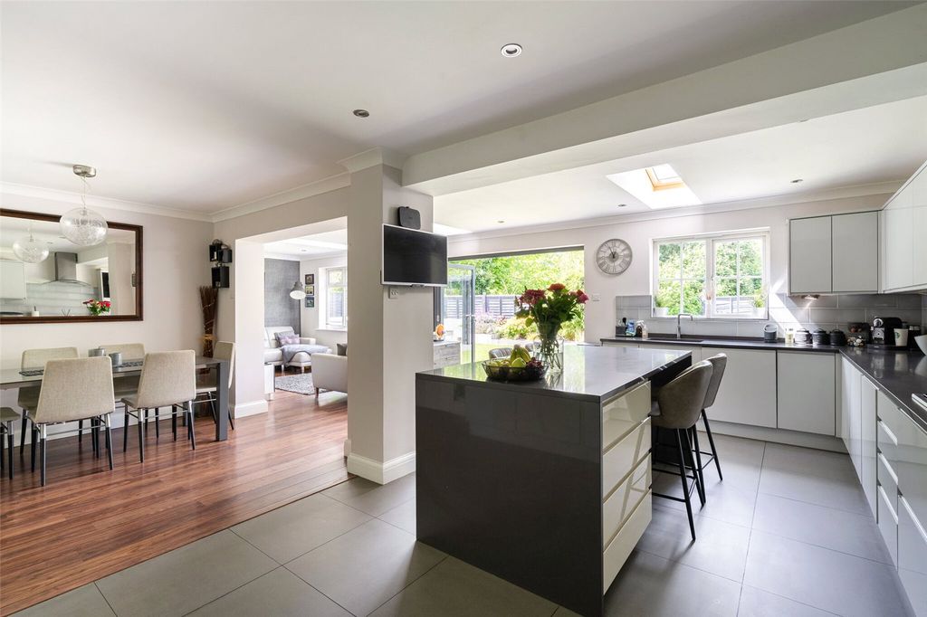 Property photo 2 of 18 Picture No. 03