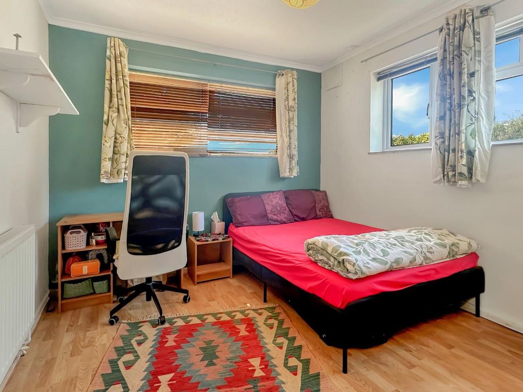 Property photo 3 of 17 Img (6).Jpg