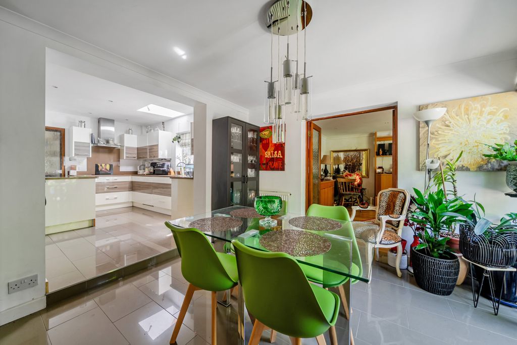 Property photo 3 of 20 1481526-13-6A396B...