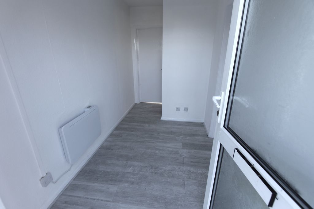 Property photo 2 of 10 Photo 10