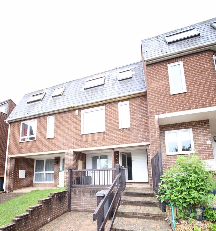 Property photo 1 of 12 Photo 13