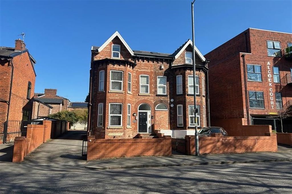 Property photo 1 of 6 (Main)