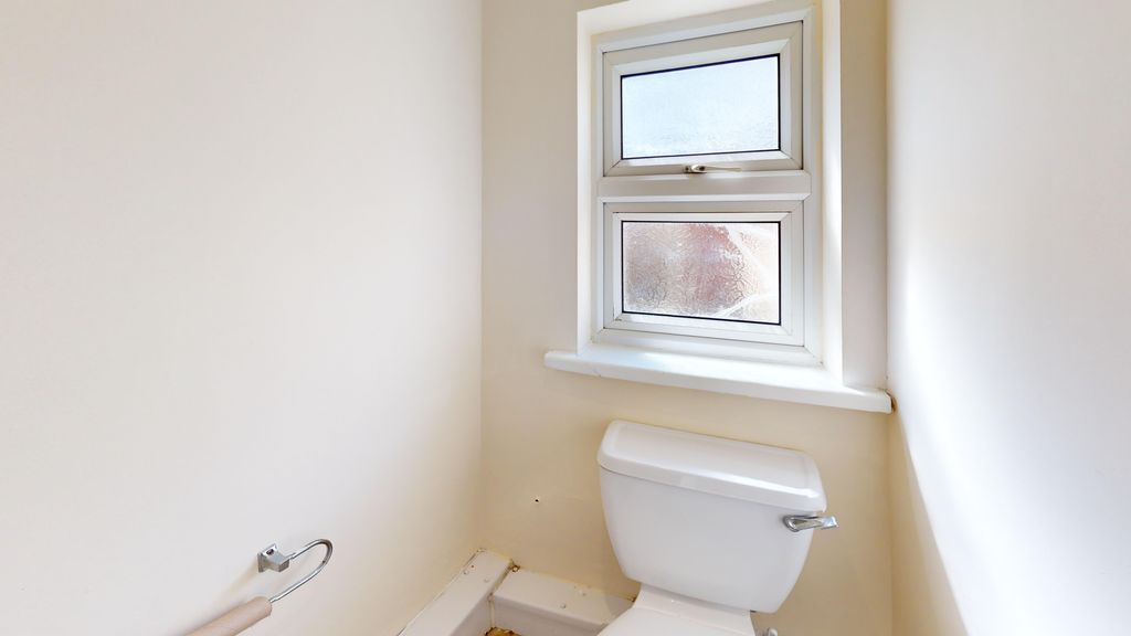Property photo 3 of 16 Image