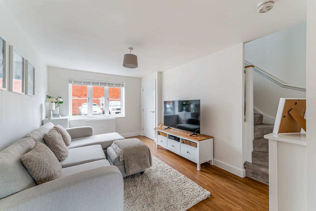 Property photo 2 of 17 Photo 12