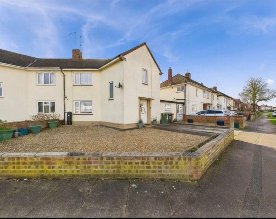 Property photo 1 of 10 Front 2.Jpg