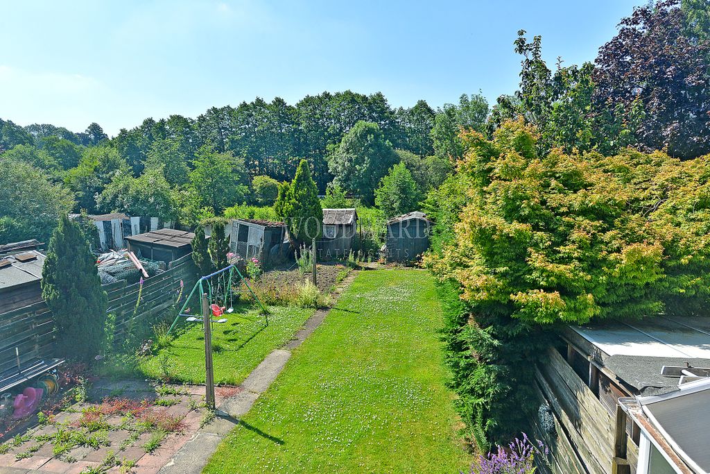 Property photo 2 of 20 View