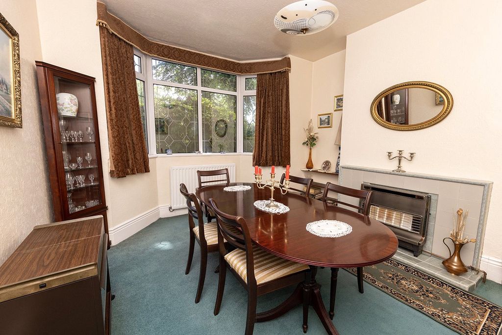 Property photo 3 of 24 Picture No. 05