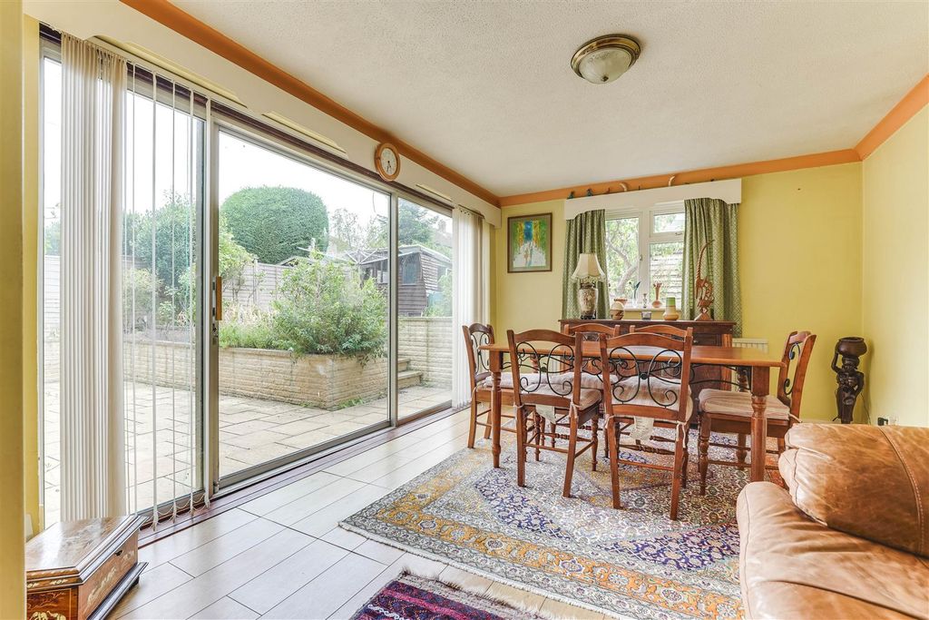 Property photo 2 of 15 Peasland Road-17.Jpg