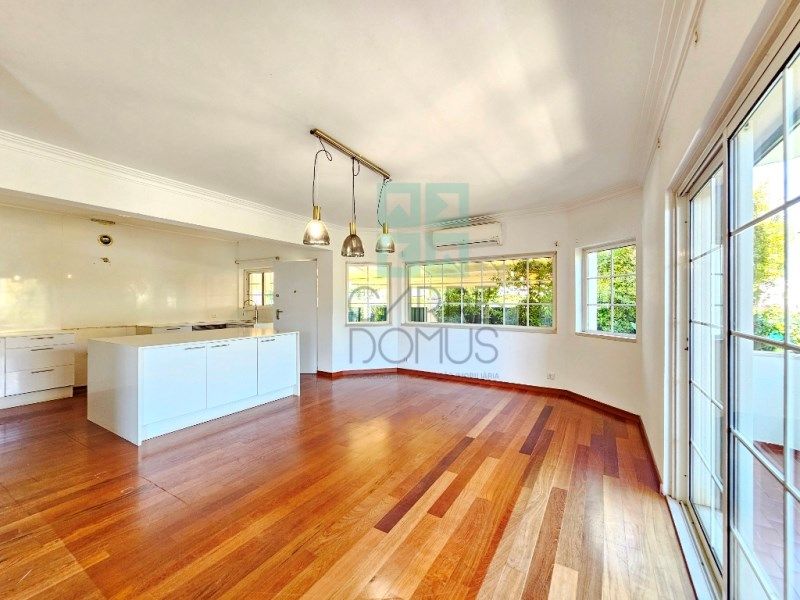 Property photo 2 of 57