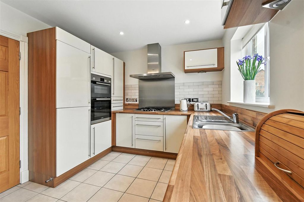 Property photo 2 of 21 Dsc_3068.Jpg