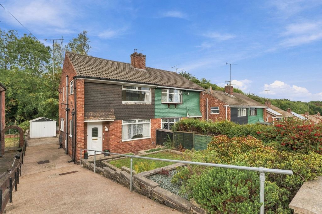 Property photo 1 of 26