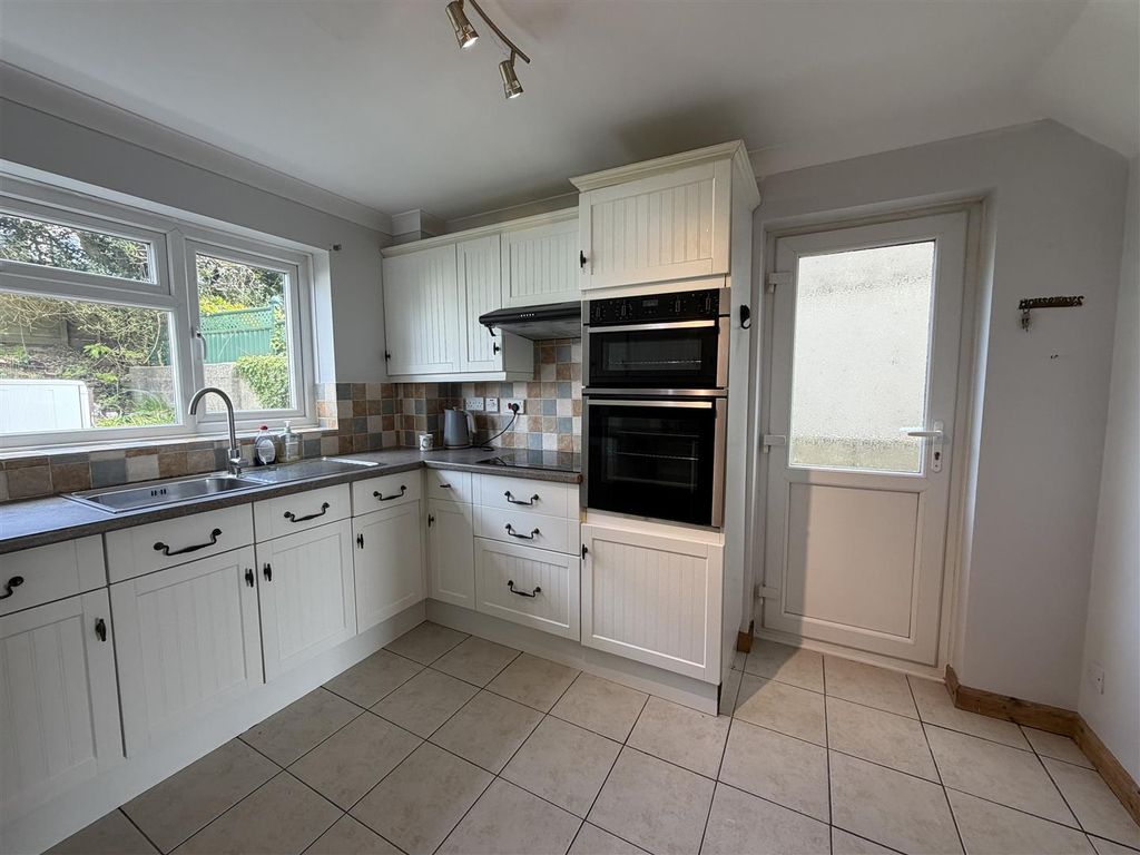 Property photo 3 of 31 20260421_102047475_Ios.Jpg