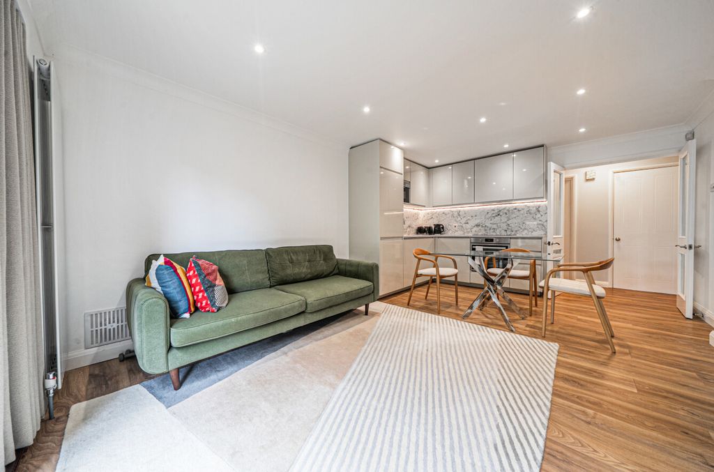 Property photo 3 of 16 1334286-5-6891De3...