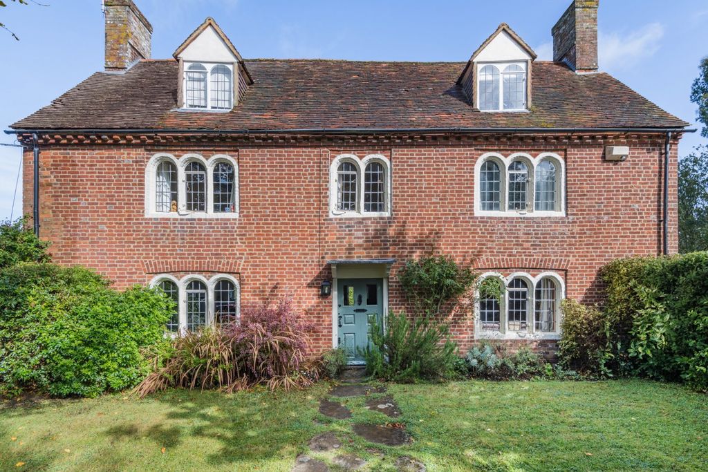 Property photo 1 of 17 Pinnock Farm House