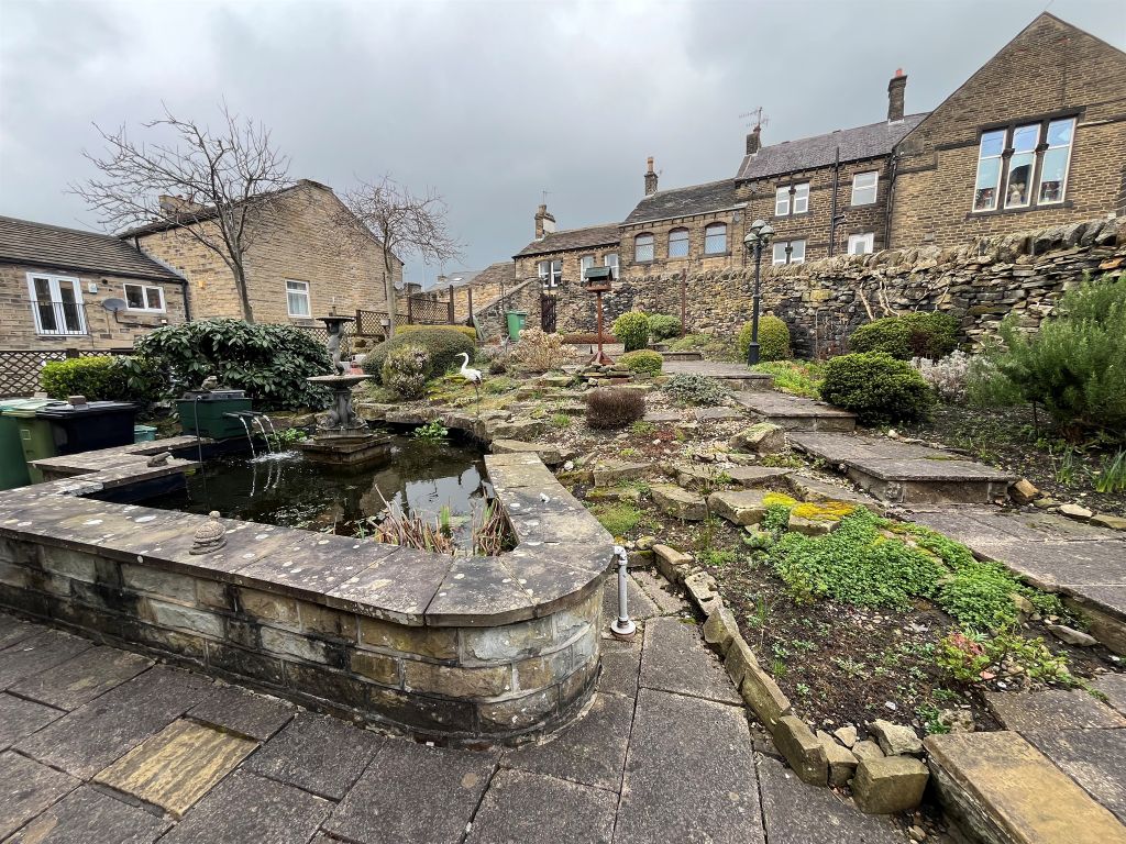 Property photo 3 of 9