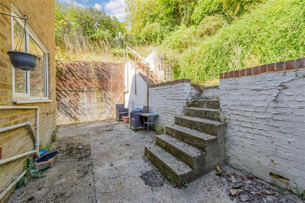 Property photo 2 of 7 Rear Garden
