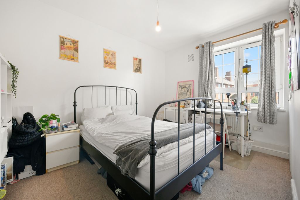 Property photo 3 of 12 Picture No. 04