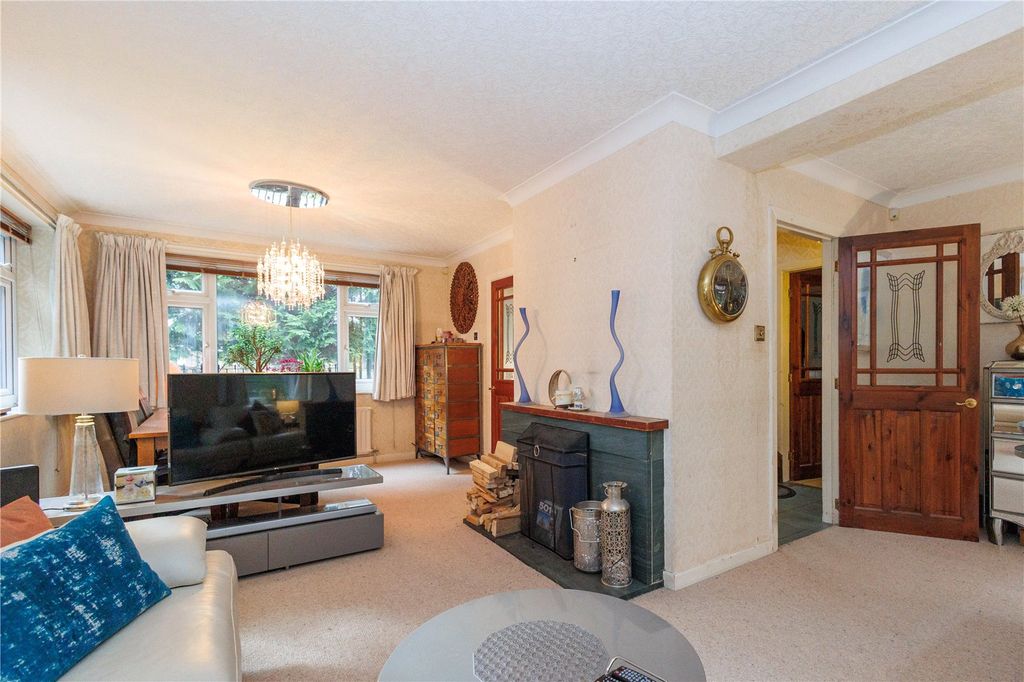Property photo 2 of 38 Picture No. 31