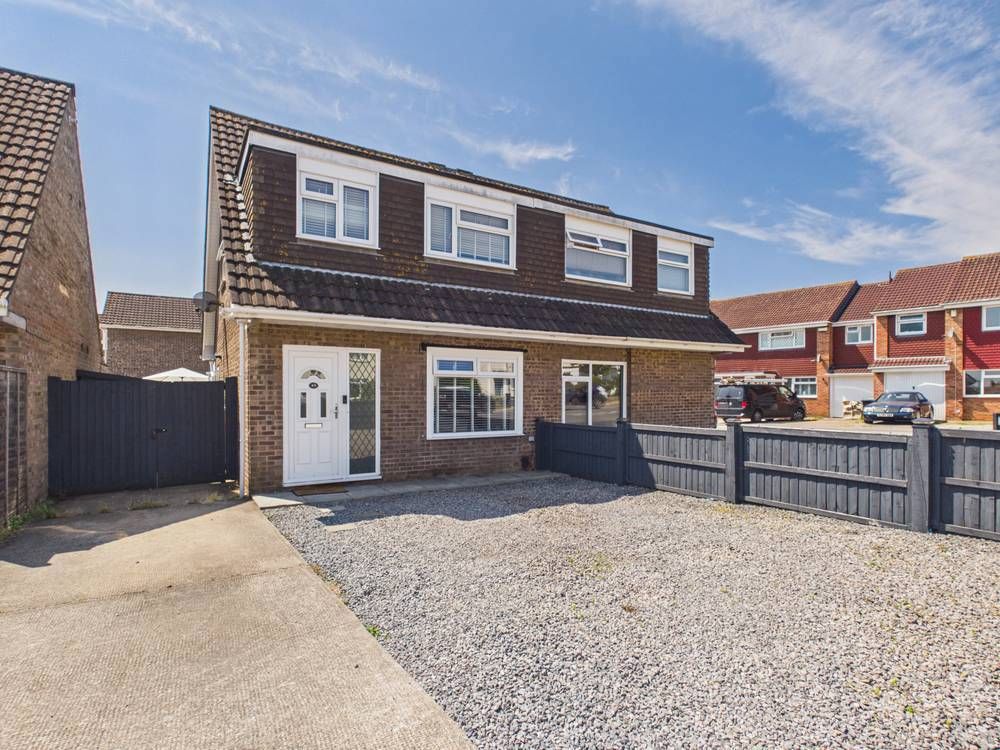 Property photo 1 of 26 Giraffe360-Still031